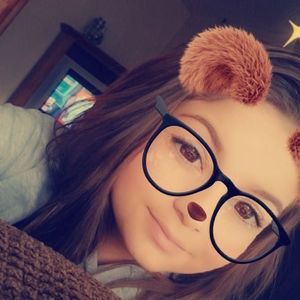 Meet your Posher, Allyson